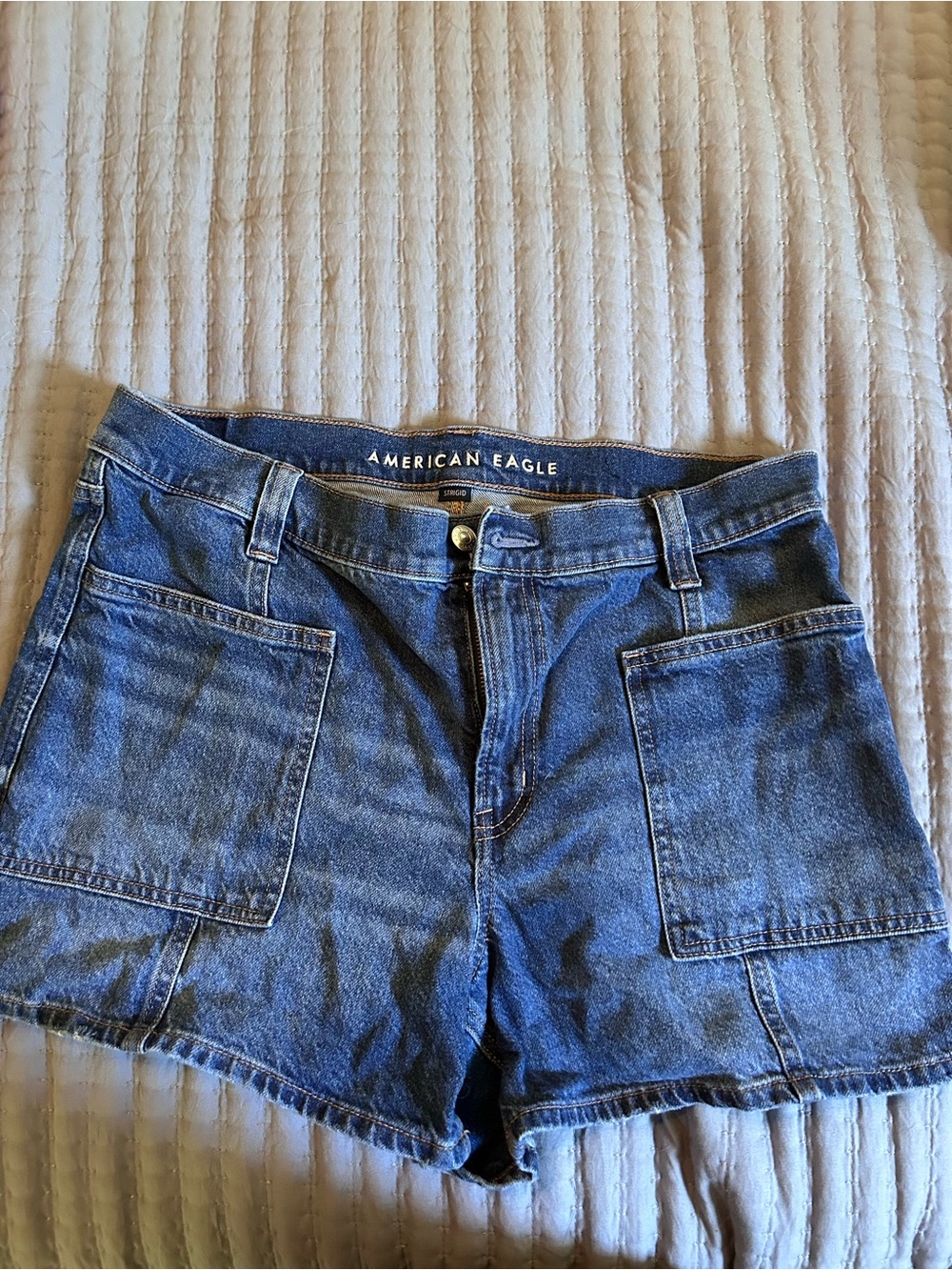 American Eagle Outfitters Women's Denim Shorts in Blue Size 14